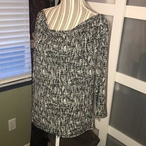🔥1 hr sale - Michael Kors buckle top, b/w